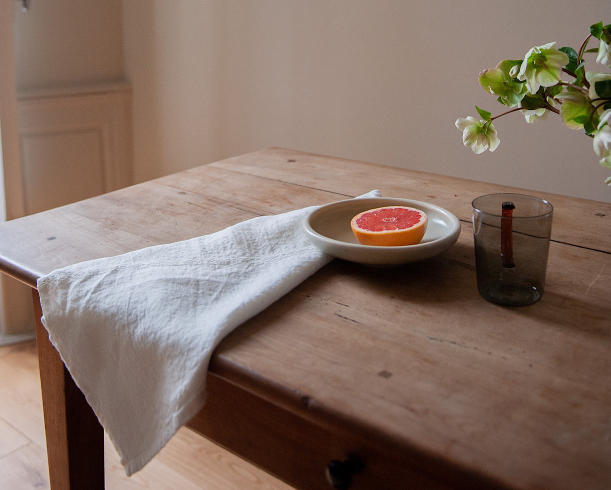 Linen tea towel with lace White Limestone - Couleur Chanvre