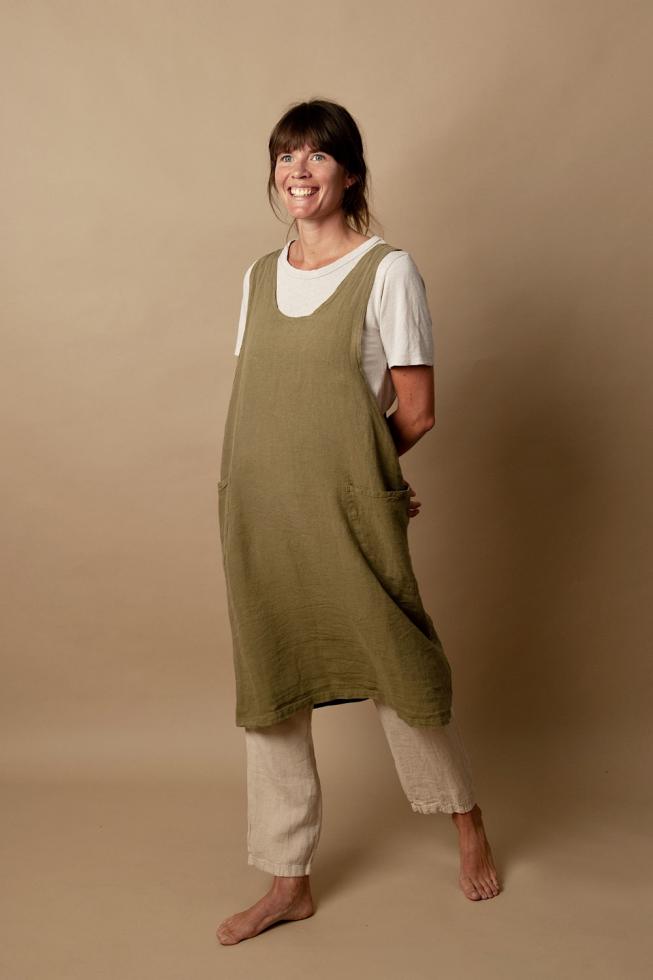 Tablier de Li en chanvre Kaki - Couleur Chanvre